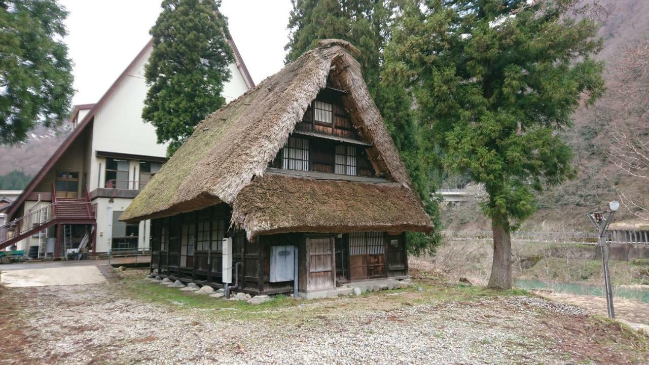 Gokayama Gassho No Sato Hotel Nanto Exterior photo